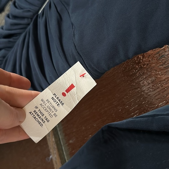 Aliyah Dress in Navy size Medium. NWT - Picture 10 of 13